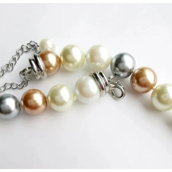 Tri color white golden gray faux Tahitian Pearl choker necklace NEW - Picture 2 of 9